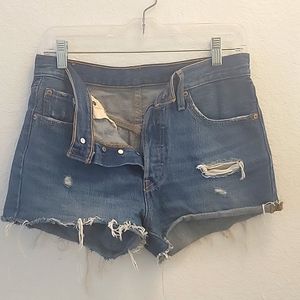 Levi's 501 denim shorts size 27